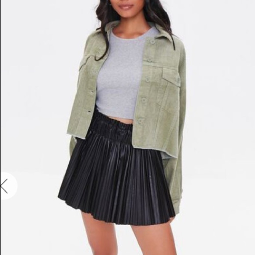 NWT Forever 21 Green Cropped Corduroy Jacket Size Medium